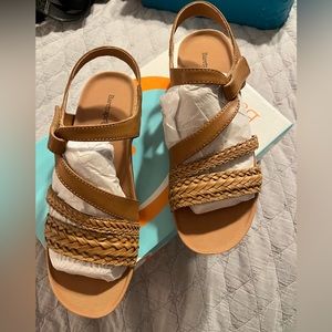 NIB Baretraps Jalen Sandals in Caramel size 8M
